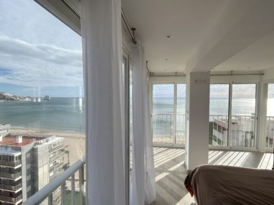 Appartement directement sur la plage - 2 chambres - 2 sdb complètes - un bureau de travail
