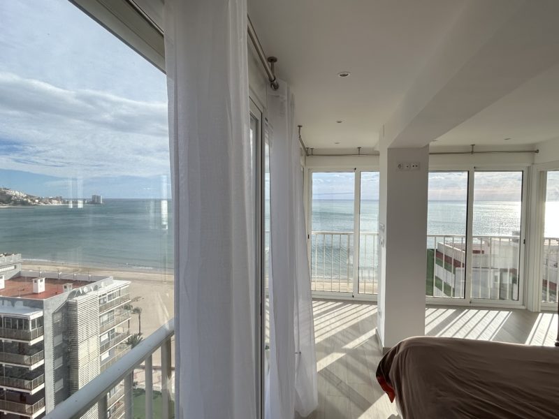 Appartement directement sur la plage - 2 chambres - 2 sdb complètes - un bureau de travail