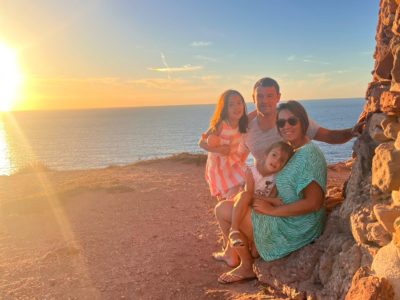 Jade et sa famille prendront soin de votre petit paradis